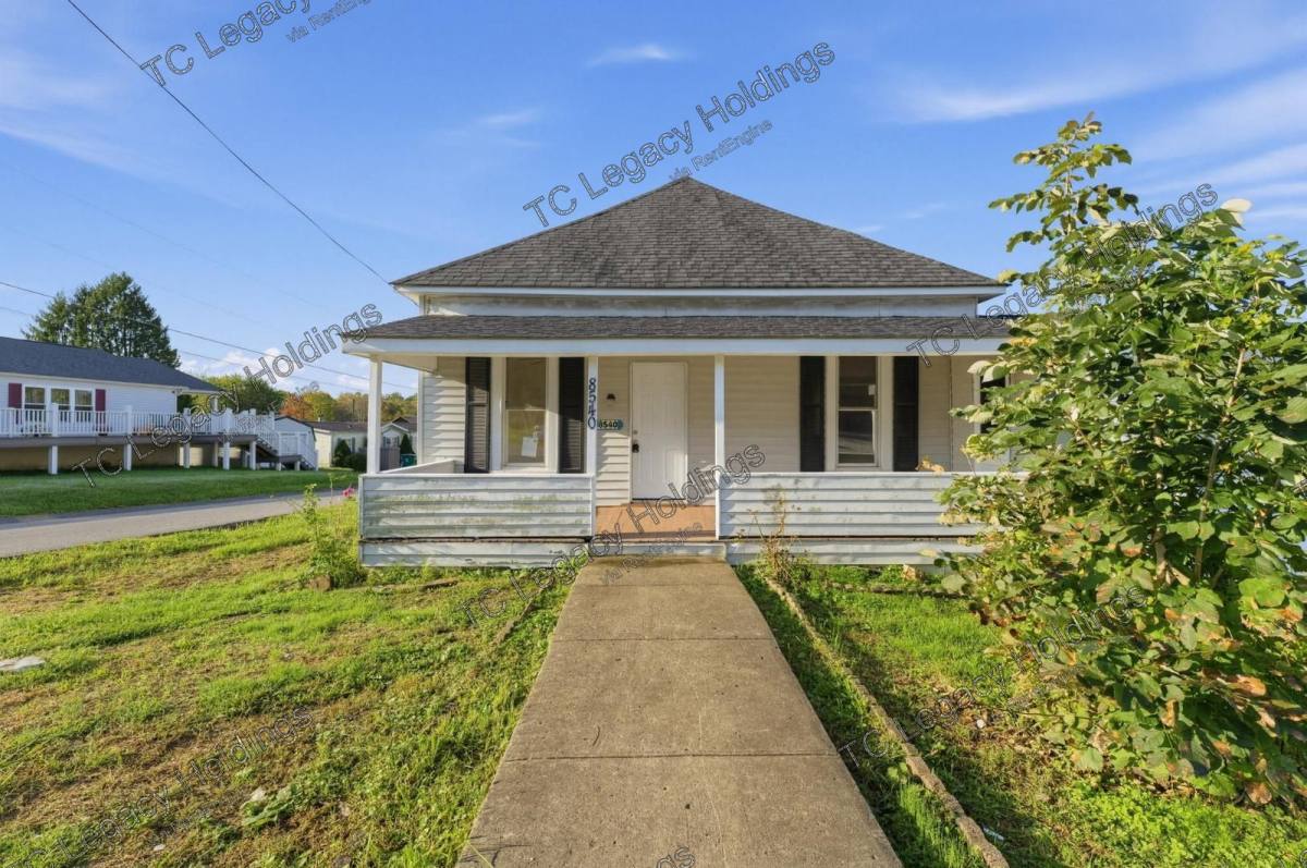 House for rent at 8540 Southern Ave, Clarksburg, WV 26301