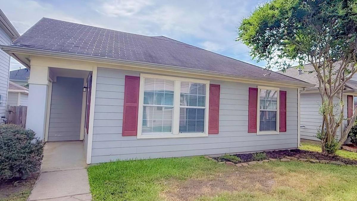 House for rent at 1023 Verde Trails Dr, Houston, TX 77073