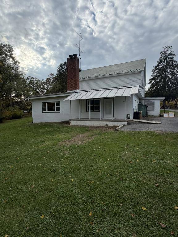 House for rent at 1452 Dellville Rd, New Bloomfield, PA 17068