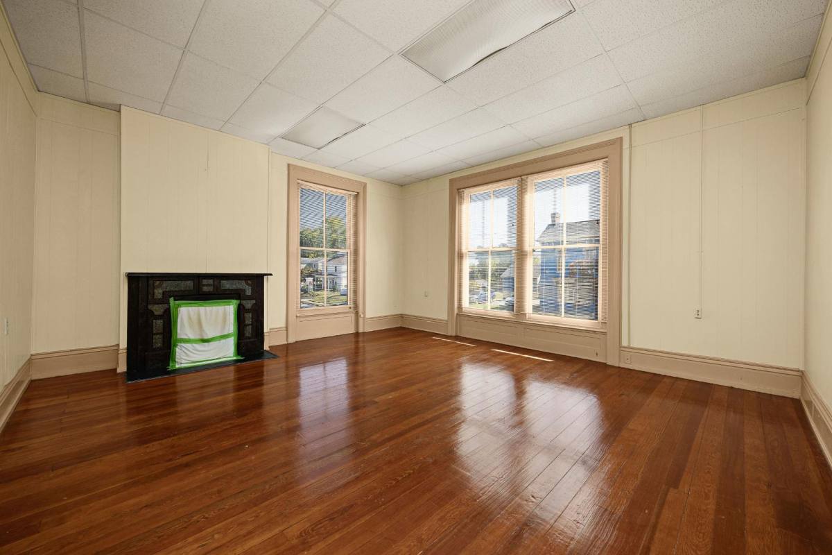 204 N Mulberry St #3, Elizabethtown, KY 42701 - Apartment for Rent - Image 8