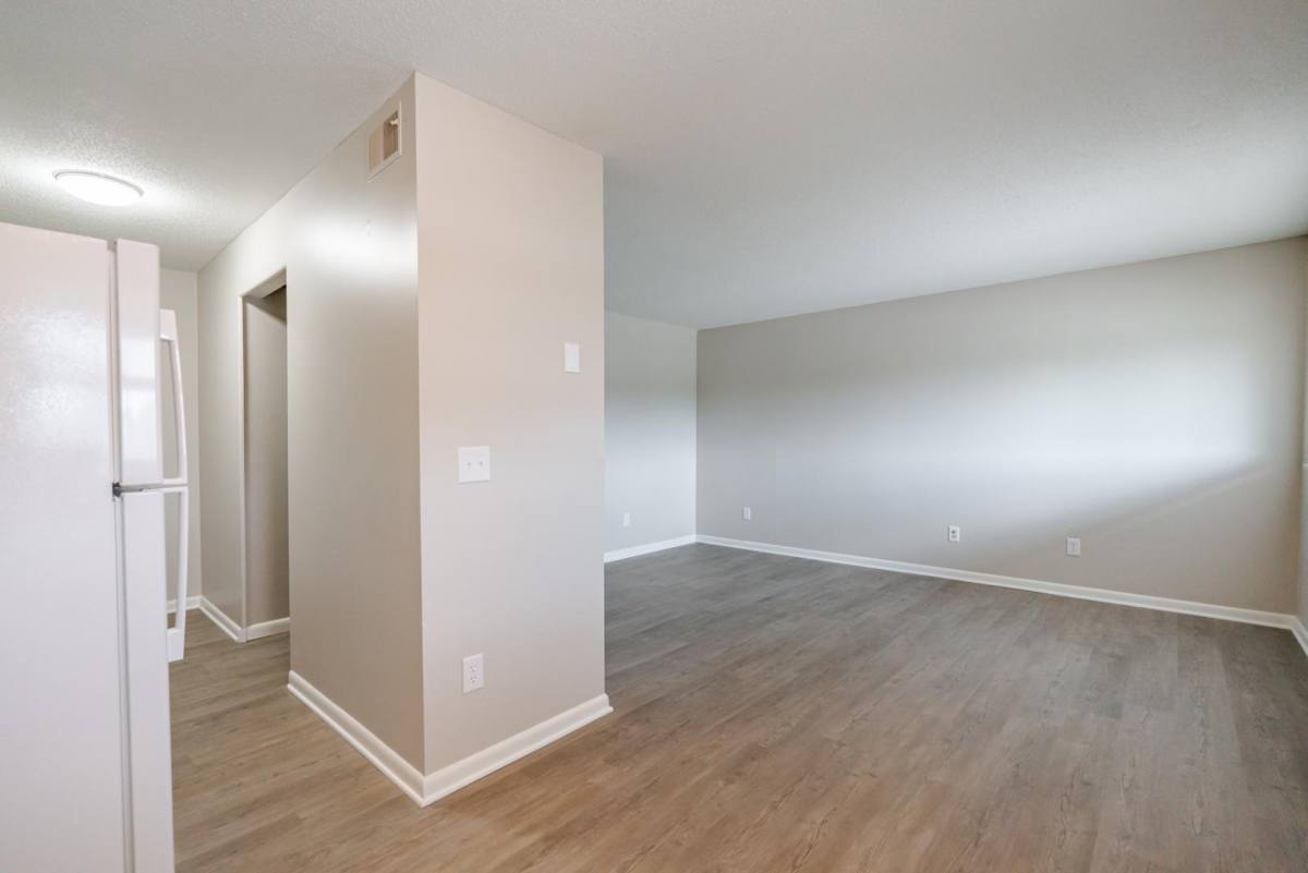 209 N Woodland Dr #1, Radcliff, KY 40160 - Apartment for Rent - Image 12