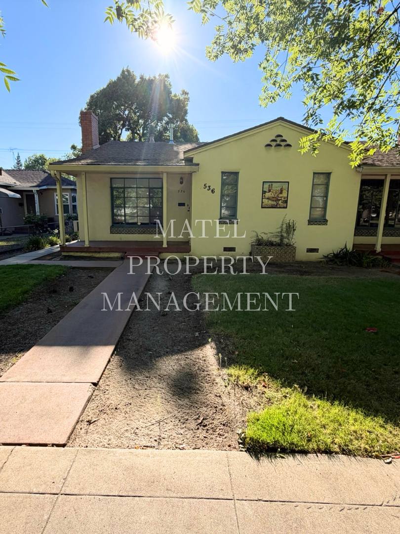 Apartment for rent at 536 & 1 2 College Ave, Modesto, CA 95350