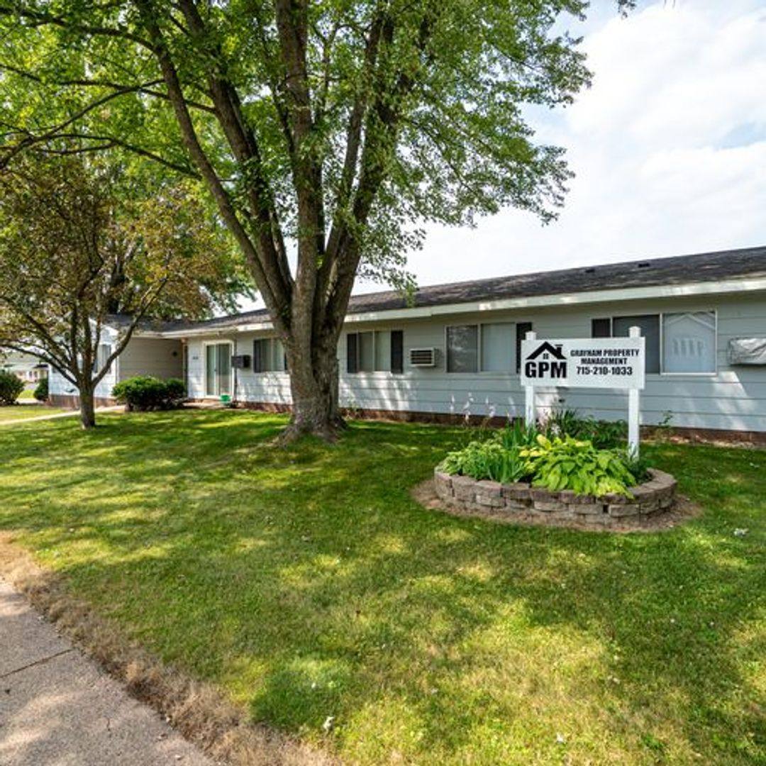 Apartment for rent at 405 W Wausau St, Colby, WI 54421