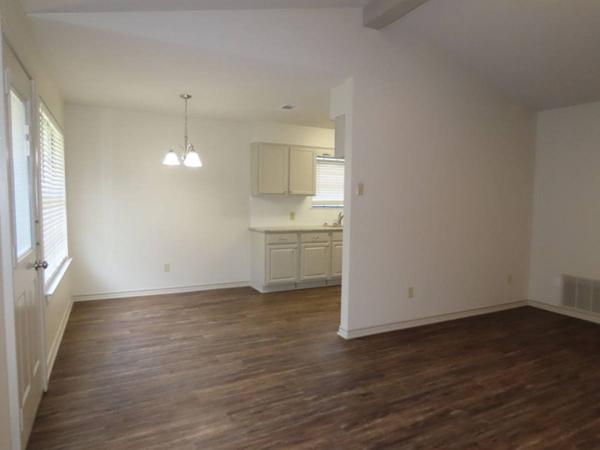 10110 Wooded Way, Whitehouse, TX 75791 - House for Rent - Image 5
