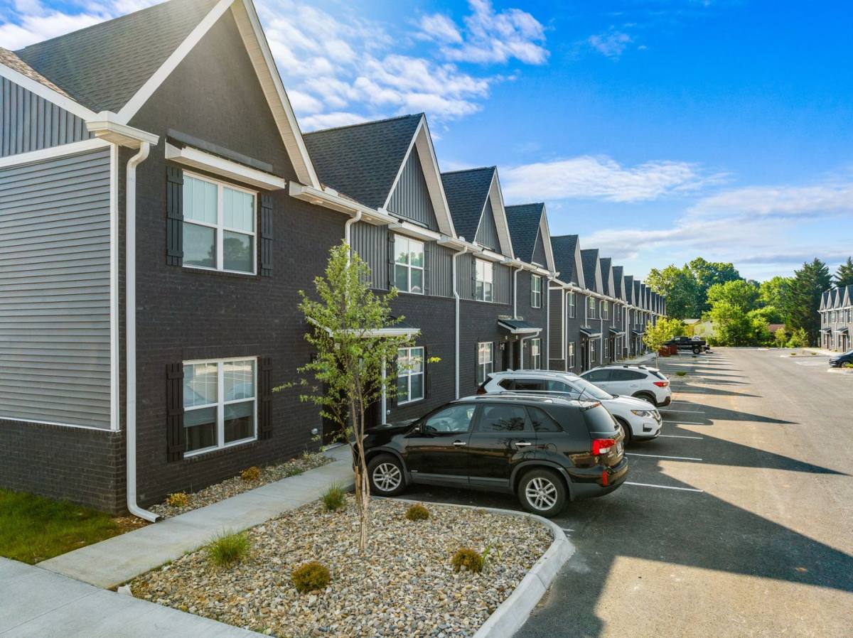 Apartment for rent at The Reserve, 300-331 Droptine Ridge, Morristown, TN 37813