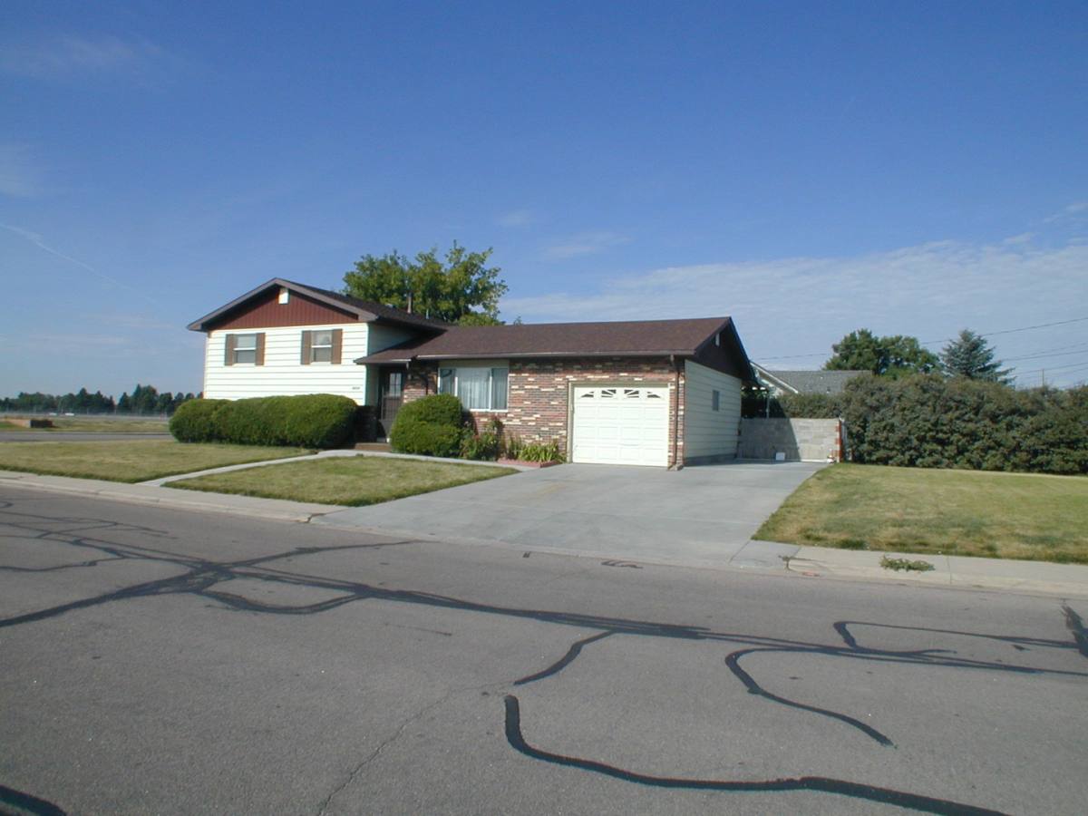 5000 Sunset Dr, Cheyenne, WY 82009 - House for Rent - Image 1