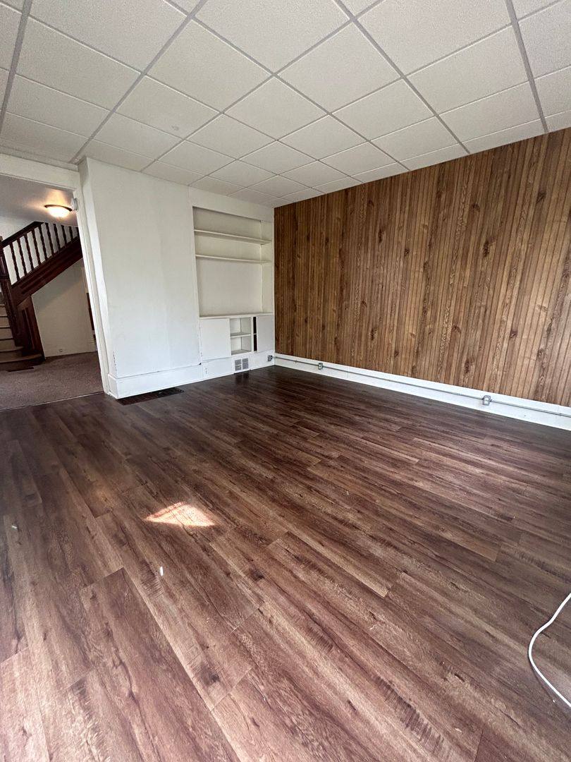 137 9th St S, La Crosse, WI 54601 - Apartment for Rent - Image 3