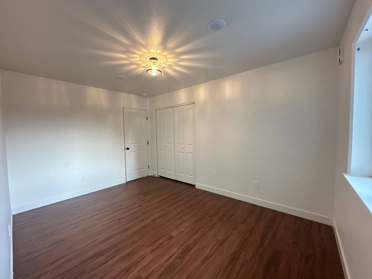 970 Refinery Loop #1, North Pole, AK 99705 - House for Rent - Image 6