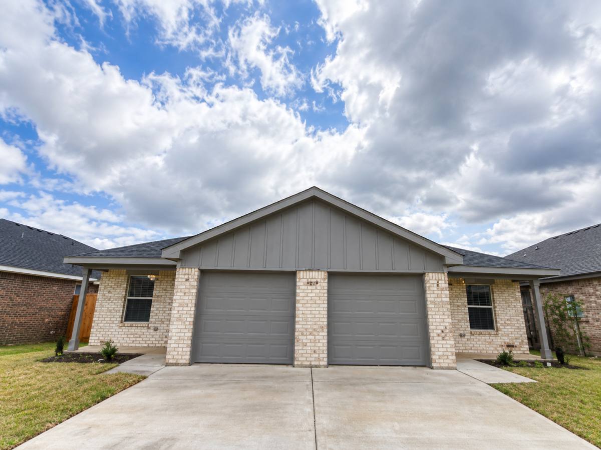 Apartment for rent at 2404 Alterman Dr, Temple, TX 76504