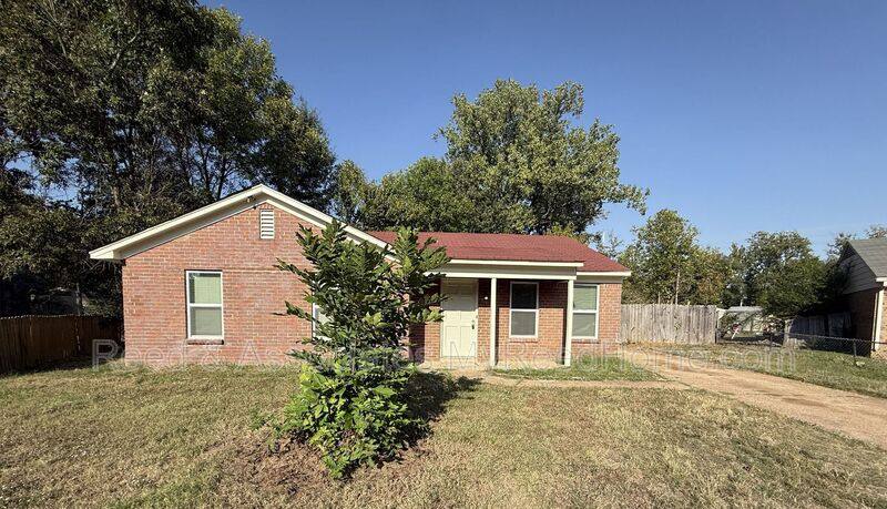 House for rent at 42 Stonebrook Cove, Southaven, MS 38671