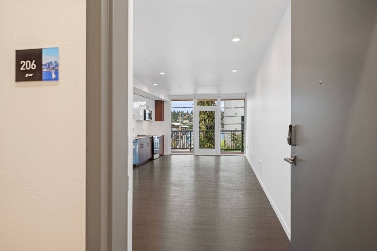 3150 Fairview Ave E #417, Seattle, WA 98102 - Apartment for Rent - Image 2