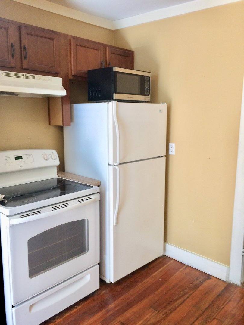 656 E 8th St, Bowling Green, KY 42101 - Apartment for Rent - Image 4