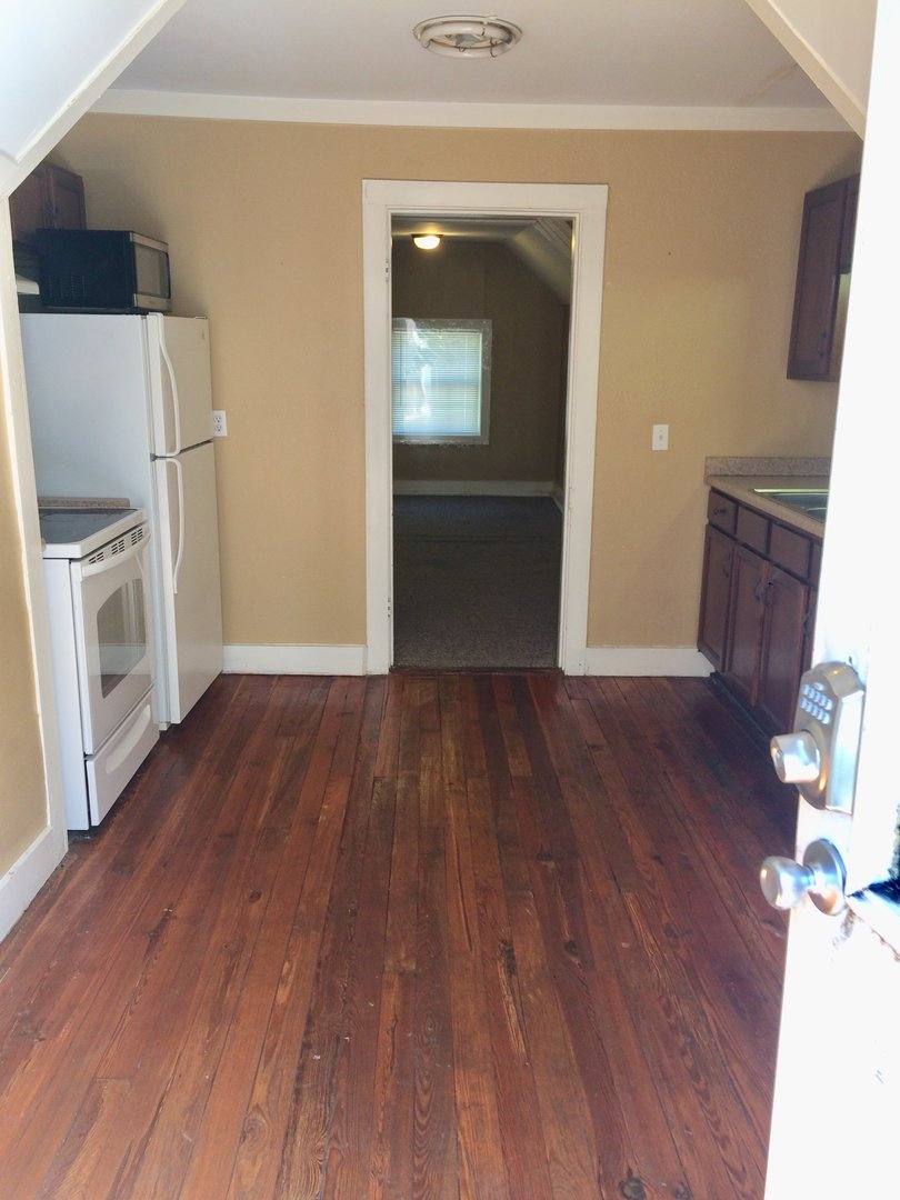 656 E 8th St, Bowling Green, KY 42101 - Apartment for Rent - Image 2