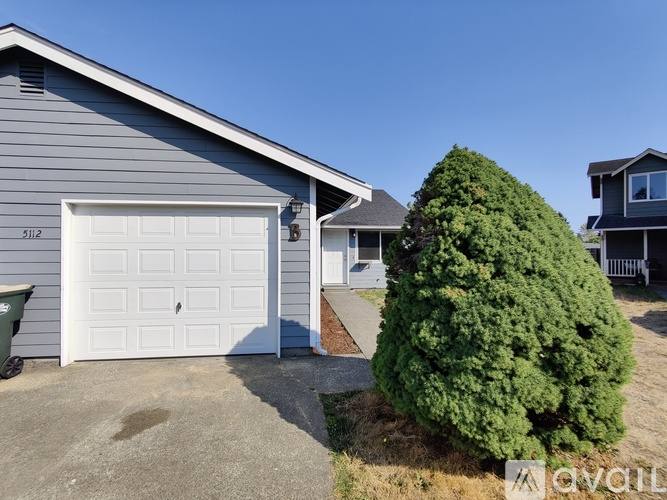 Apartment for rent at 5112 Wilshire Court SE #B, Lacey, WA 98503