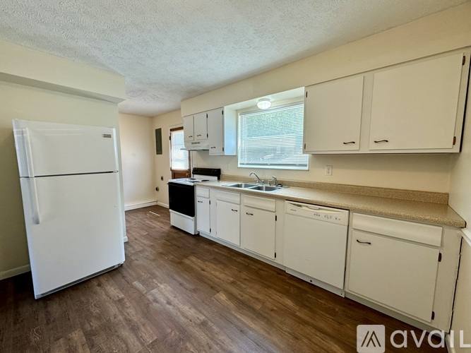1574 Main St #2, Barboursville, WV 25504 - Townhouse for Rent - Image 3
