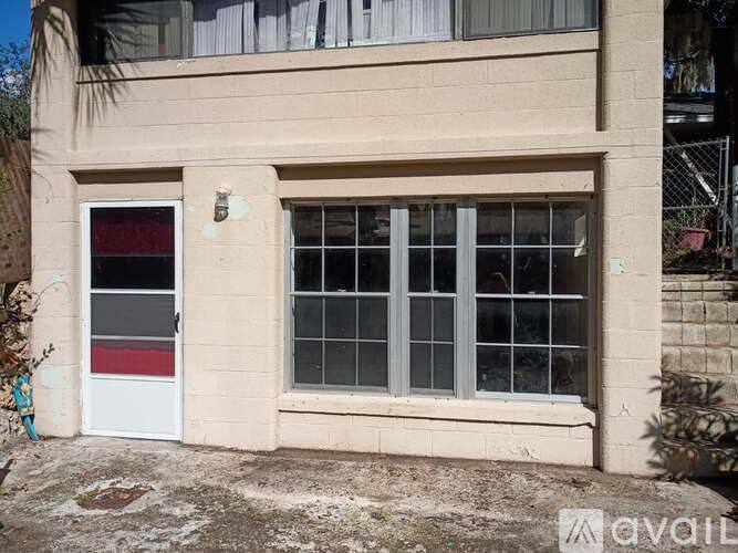 Apartment for rent at 308 N Palm Ave, Howey In the Hills, FL 34737