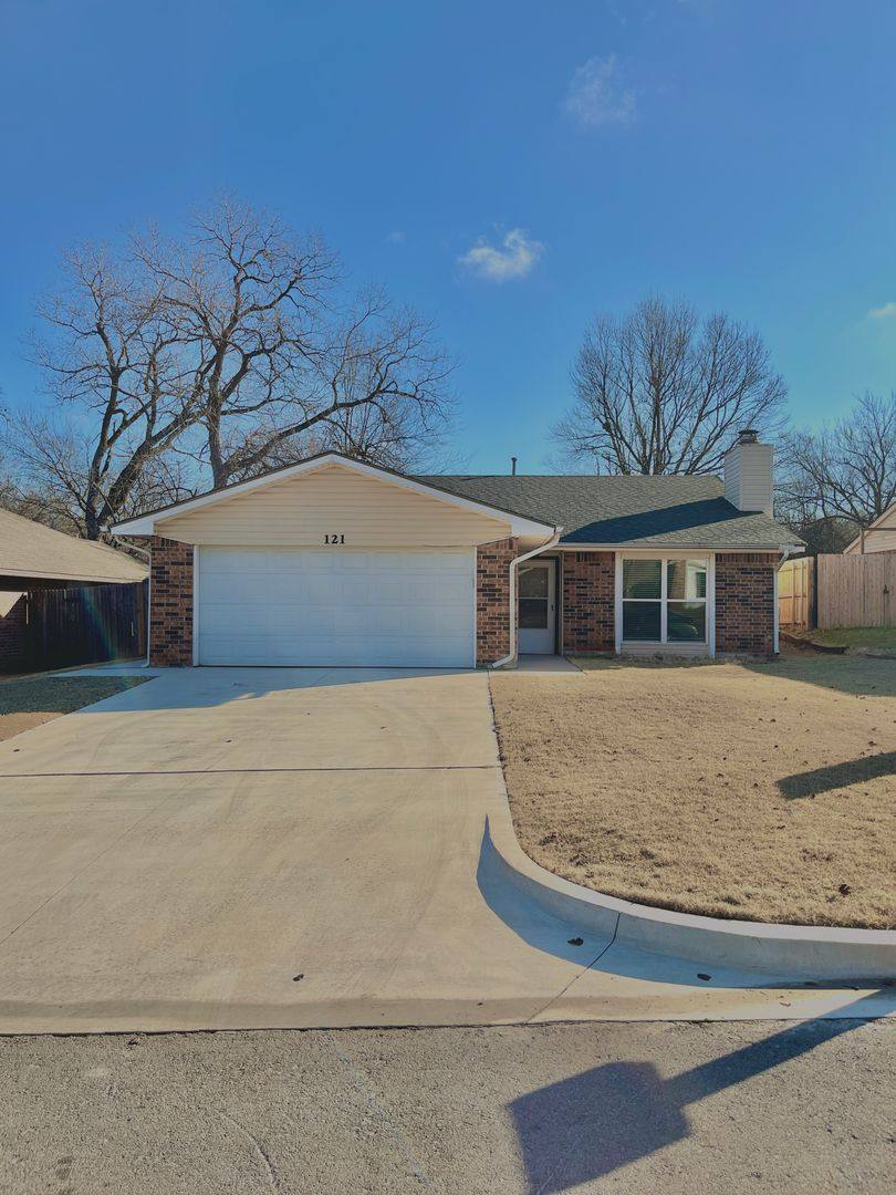 House for rent at 121 Stonewood, Noble, OK 73068