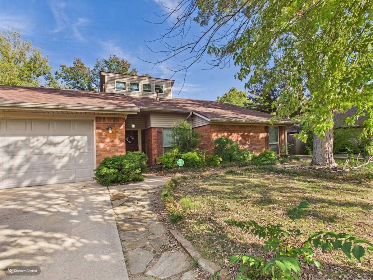 House for rent at 2303 NE 9th St, Lawton, OK 73507