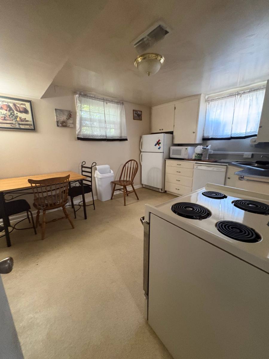 1620 E 18th St #B, Cheyenne, WY 82001 - Apartment for Rent - Image 6