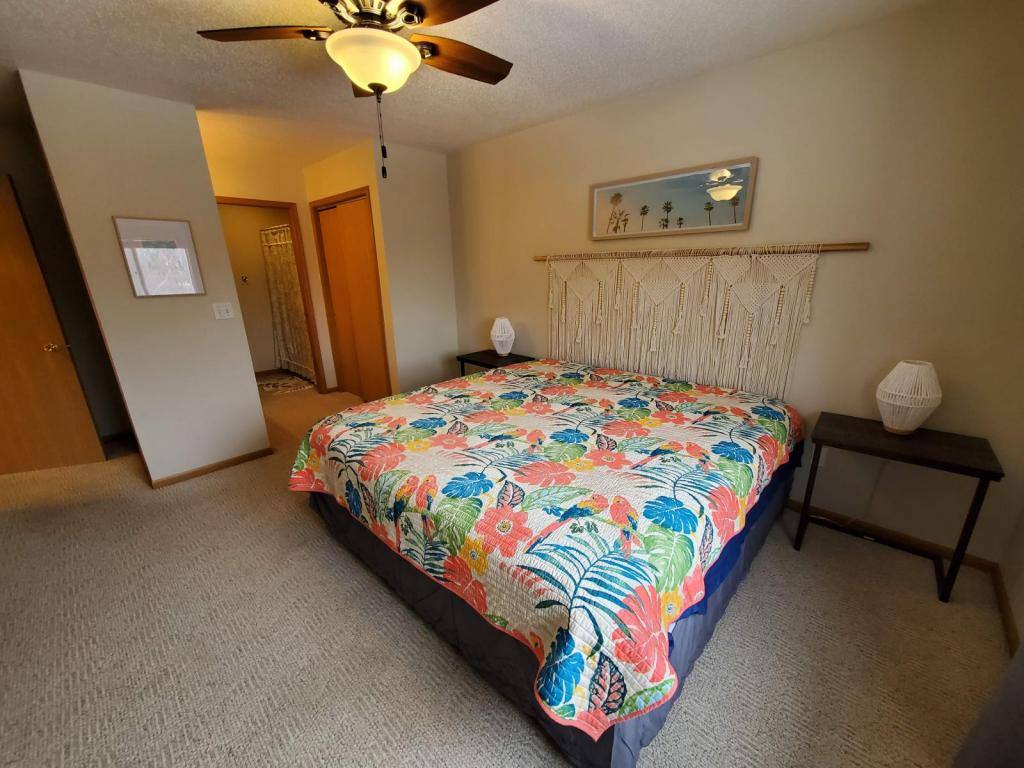 1652 Exchange St, Okoboji, IA 51355 - Condo for Rent - Image 9