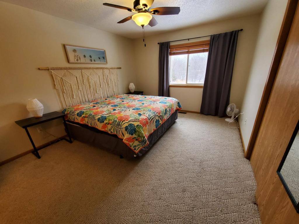 1652 Exchange St, Okoboji, IA 51355 - Condo for Rent - Image 8