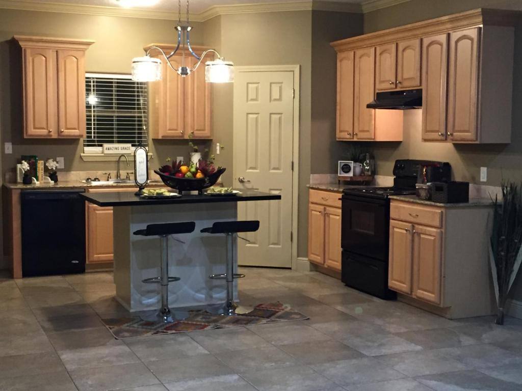 Townhouse for rent at 1720 Mignonette Lane #D, Lake Charles, LA 70605