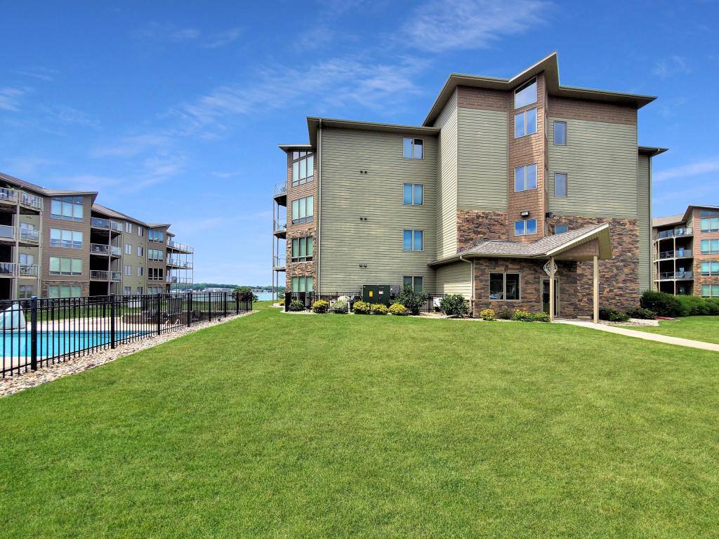 Condo for rent at 445 240th Ave, Arnolds Park, IA 51331