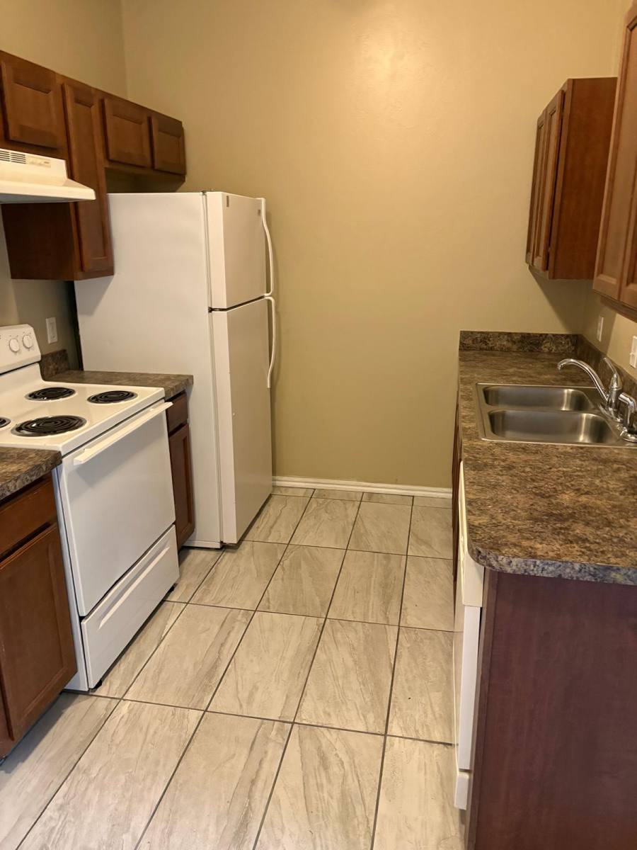 205 S Leach Ave #1, Watonga, OK 73772 - Apartment for Rent - Image 7