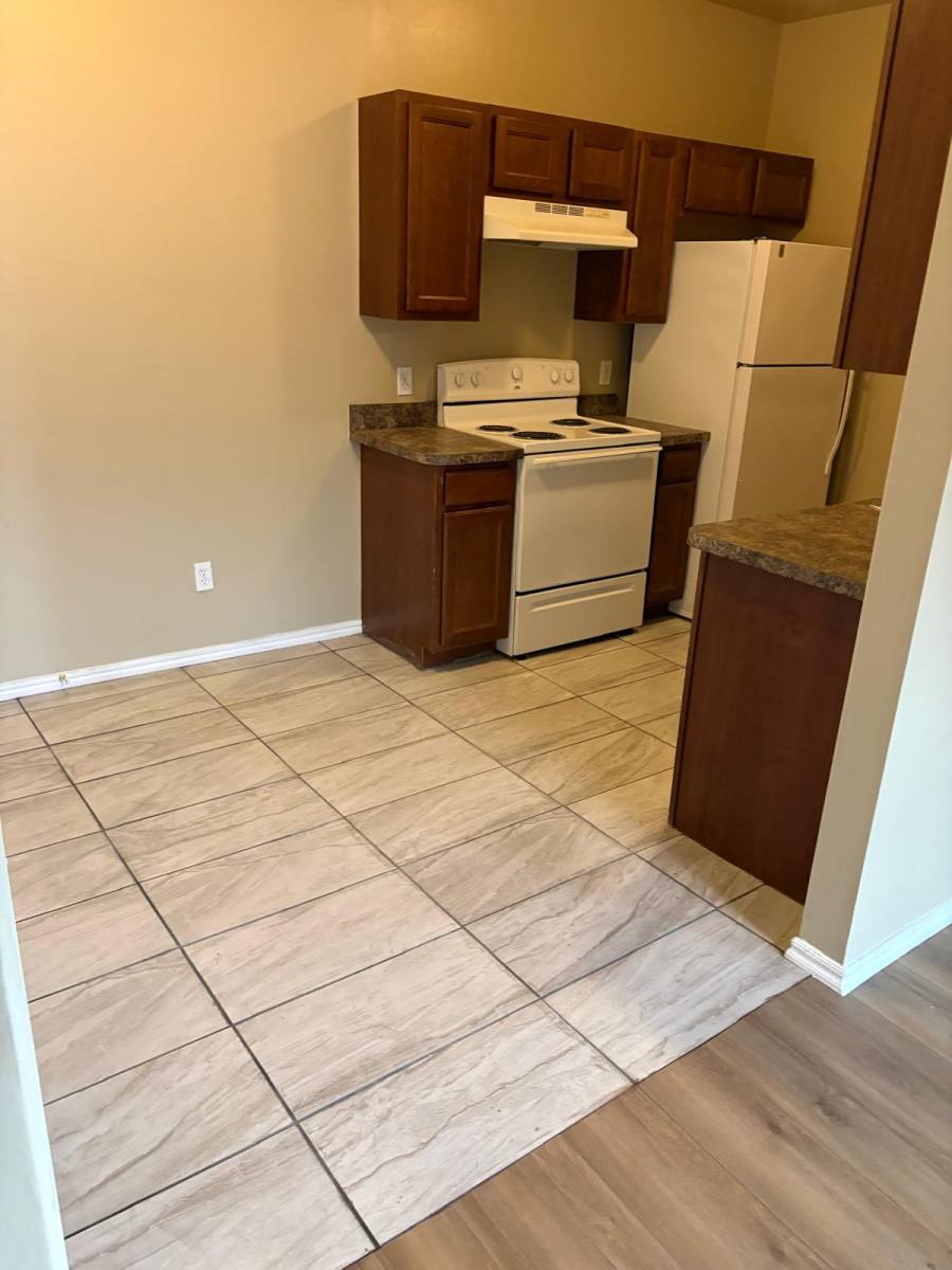 205 S Leach Ave #1, Watonga, OK 73772 - Apartment for Rent - Image 6