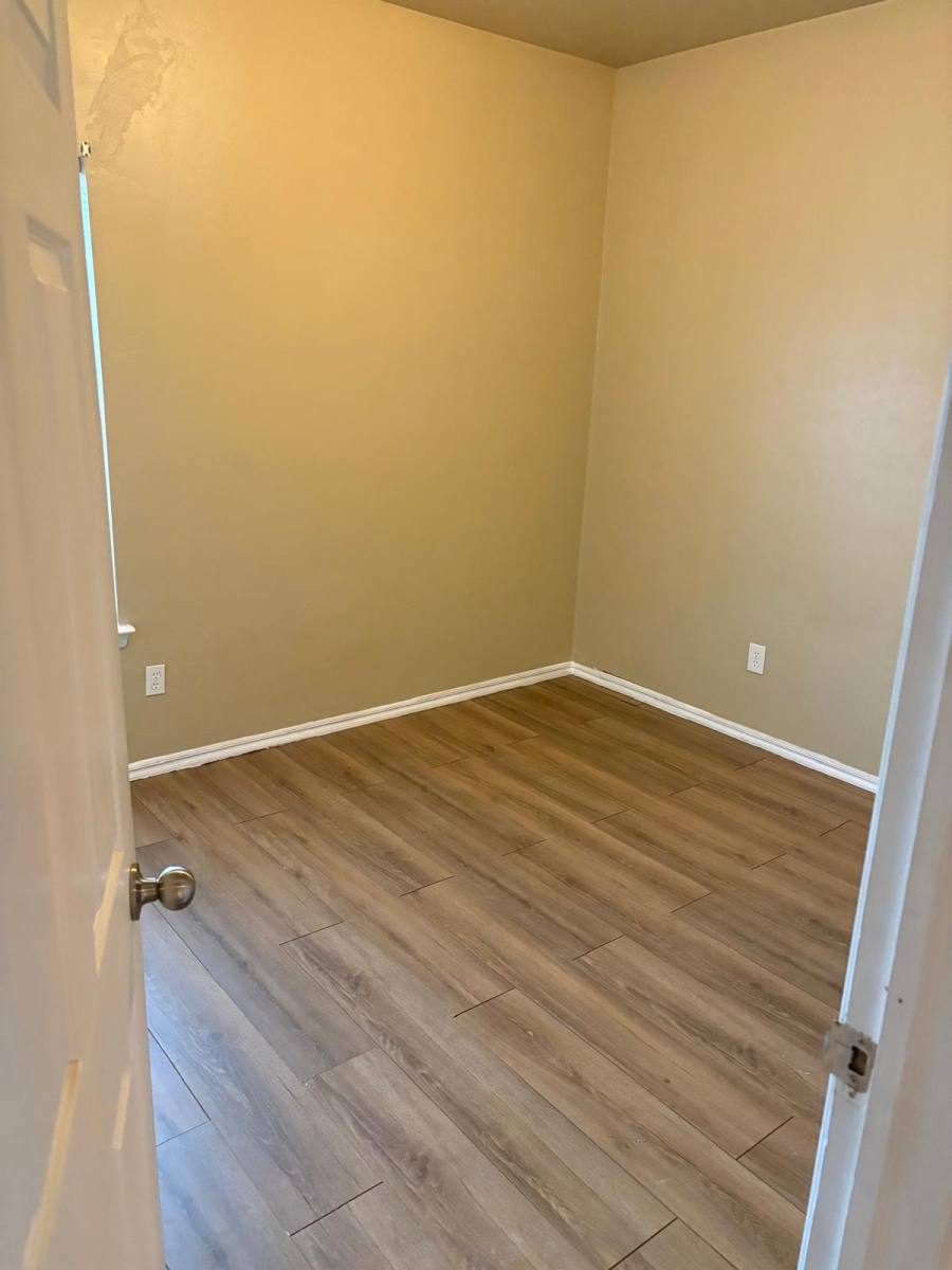 205 S Leach Ave #1, Watonga, OK 73772 - Apartment for Rent - Image 3