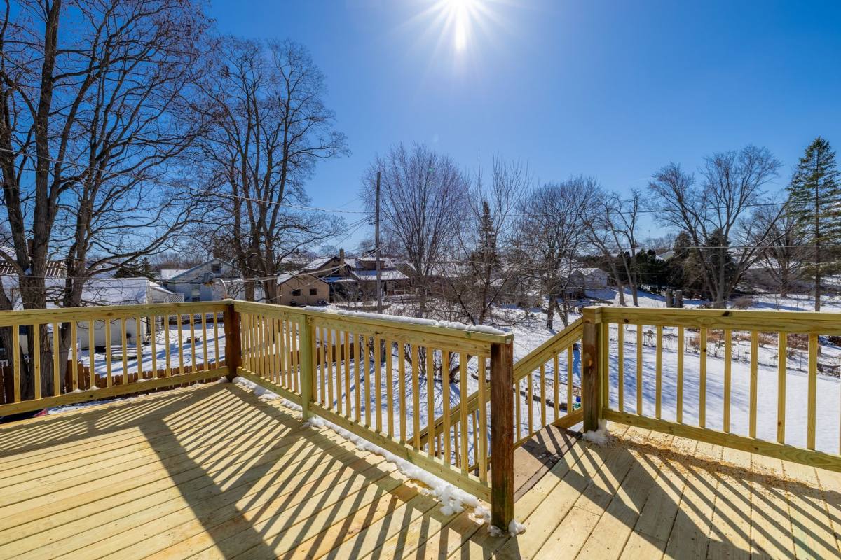 76 W 12th St, Fond Du Lac, WI 54935 - Apartment for Rent - Image 3