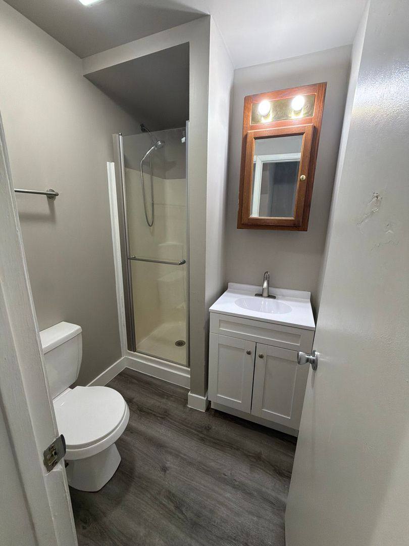 76 W 12th St, Fond Du Lac, WI 54935 - Apartment for Rent - Image 8