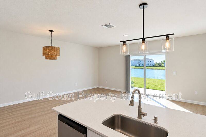 18528 Buckskin Dr, Bradenton, FL 34211 - Townhouse for Rent - Image 6