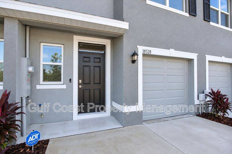 18528 Buckskin Dr, Bradenton, FL 34211 - Townhouse for Rent - Image 3