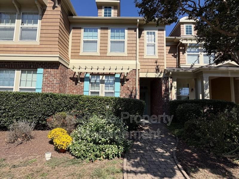 Townhouse for rent at 256 Duck Mill Circle, Cary, NC 27519