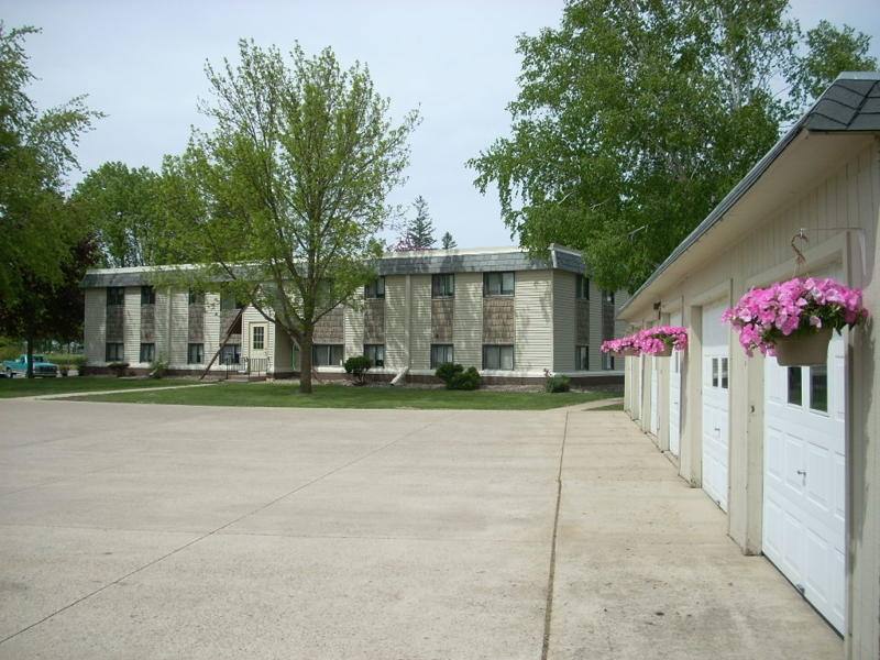 234 1st St NW, Winnebago, MN 56098 - Apartment for Rent - Image 3