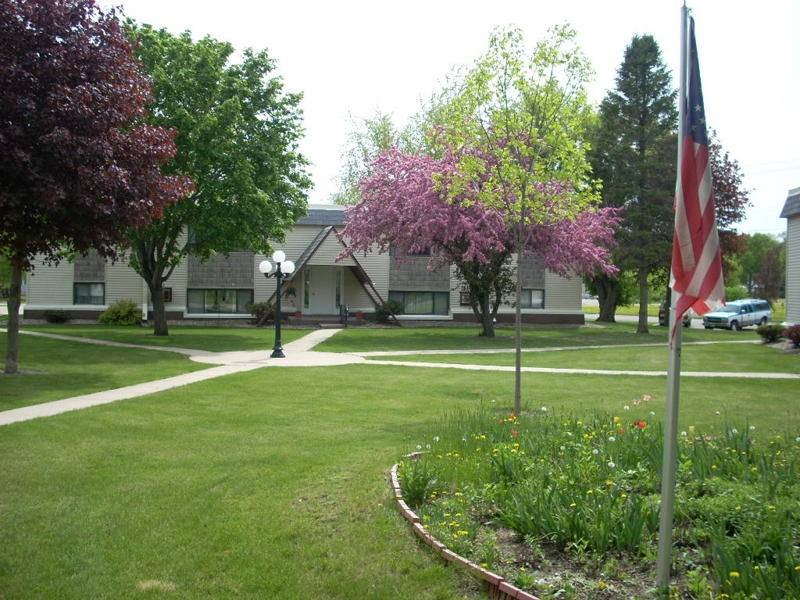 234 1st St NW, Winnebago, MN 56098 - Apartment for Rent - Image 2