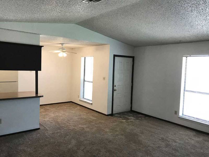 Apartment for rent at 1019 Aspen Circle, Noble, OK 73068