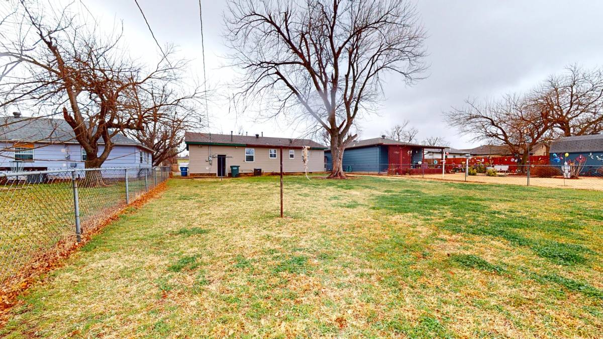 House for rent at 43 Shirley Lane, Edmond, OK 73003