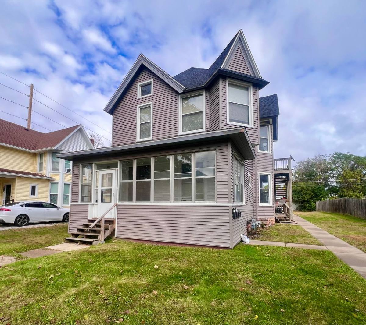 Apartment for rent at 556 9th Ave S, Clinton, IA 52732