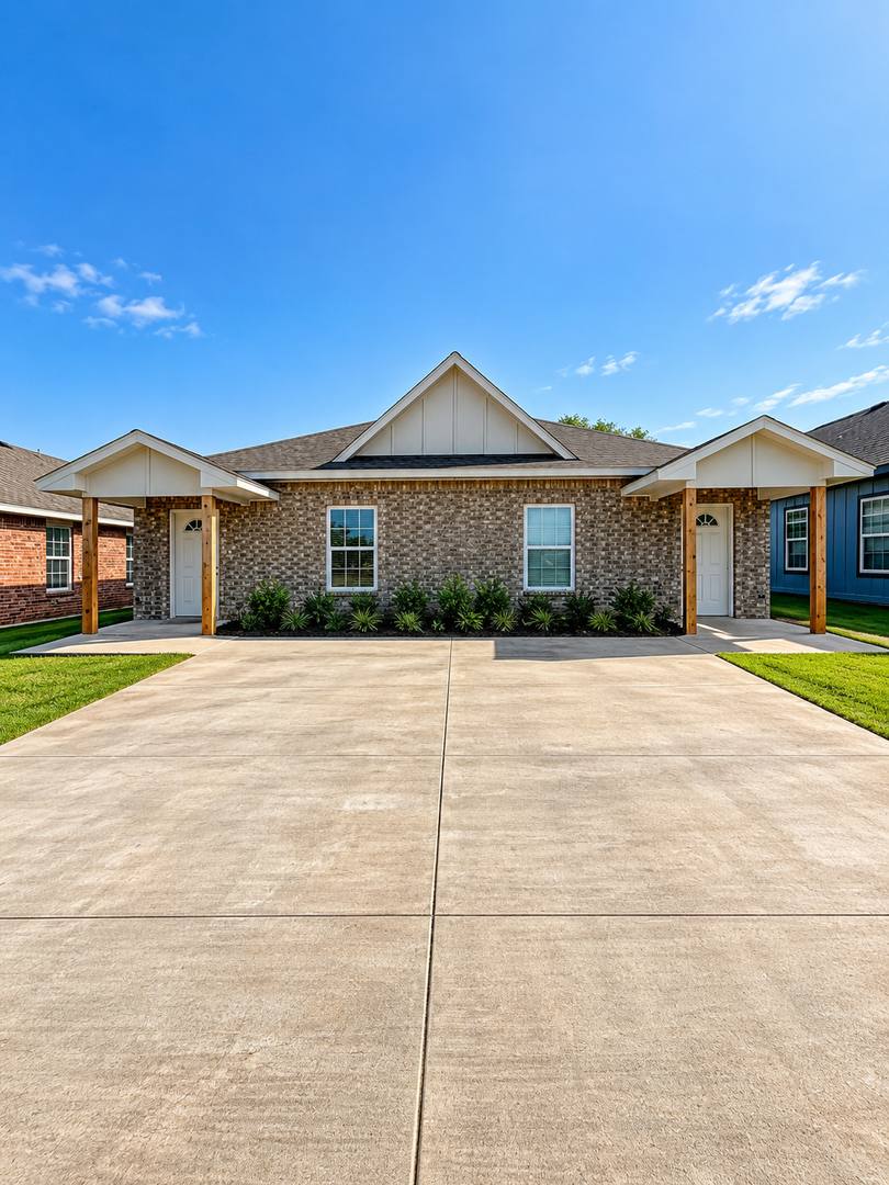 House for rent at 1407 SW Bishop Rd, Lawton, OK 73501