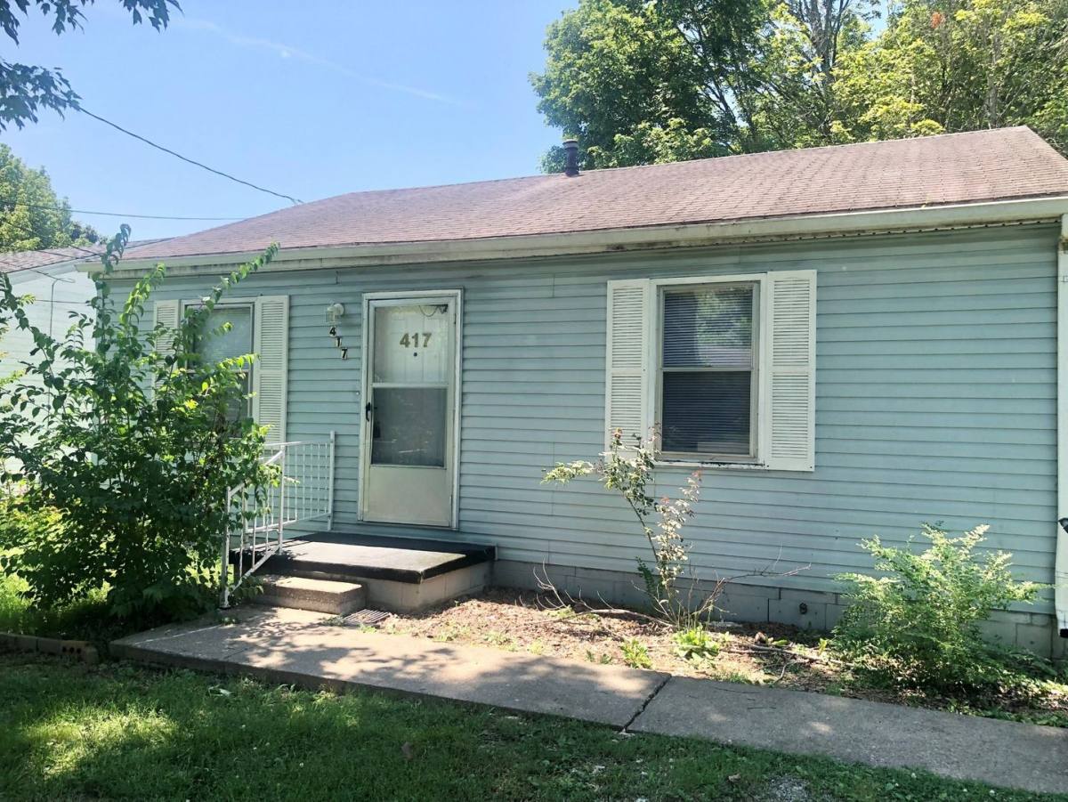 House for rent at 417 S Wooldridge Rd, Hopkinsville, KY 42240