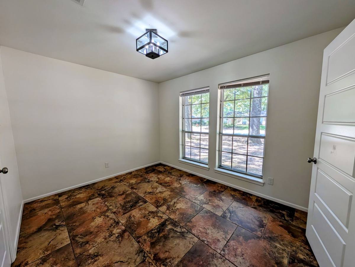 10 Clay Ave, Texarkana, TX 75503 - House for Rent - Image 8
