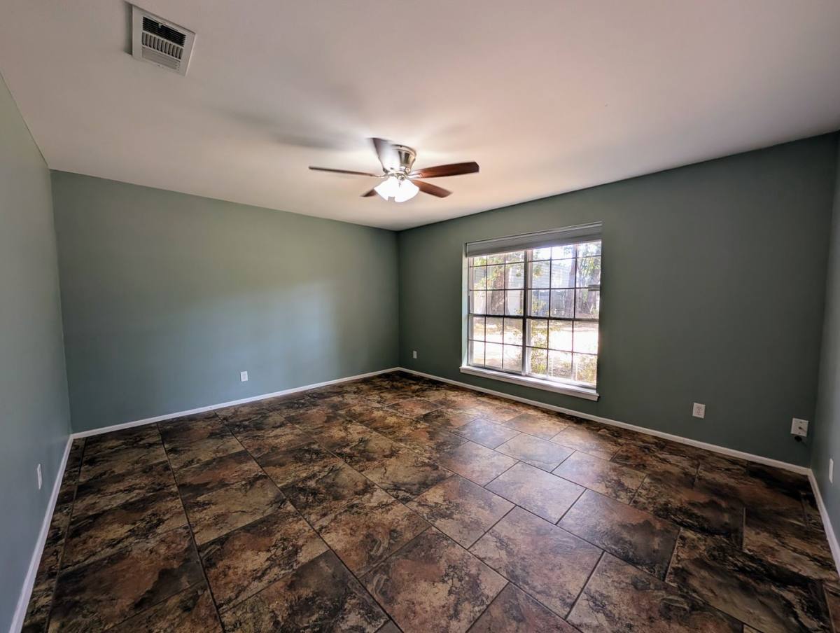 10 Clay Ave, Texarkana, TX 75503 - House for Rent - Image 6