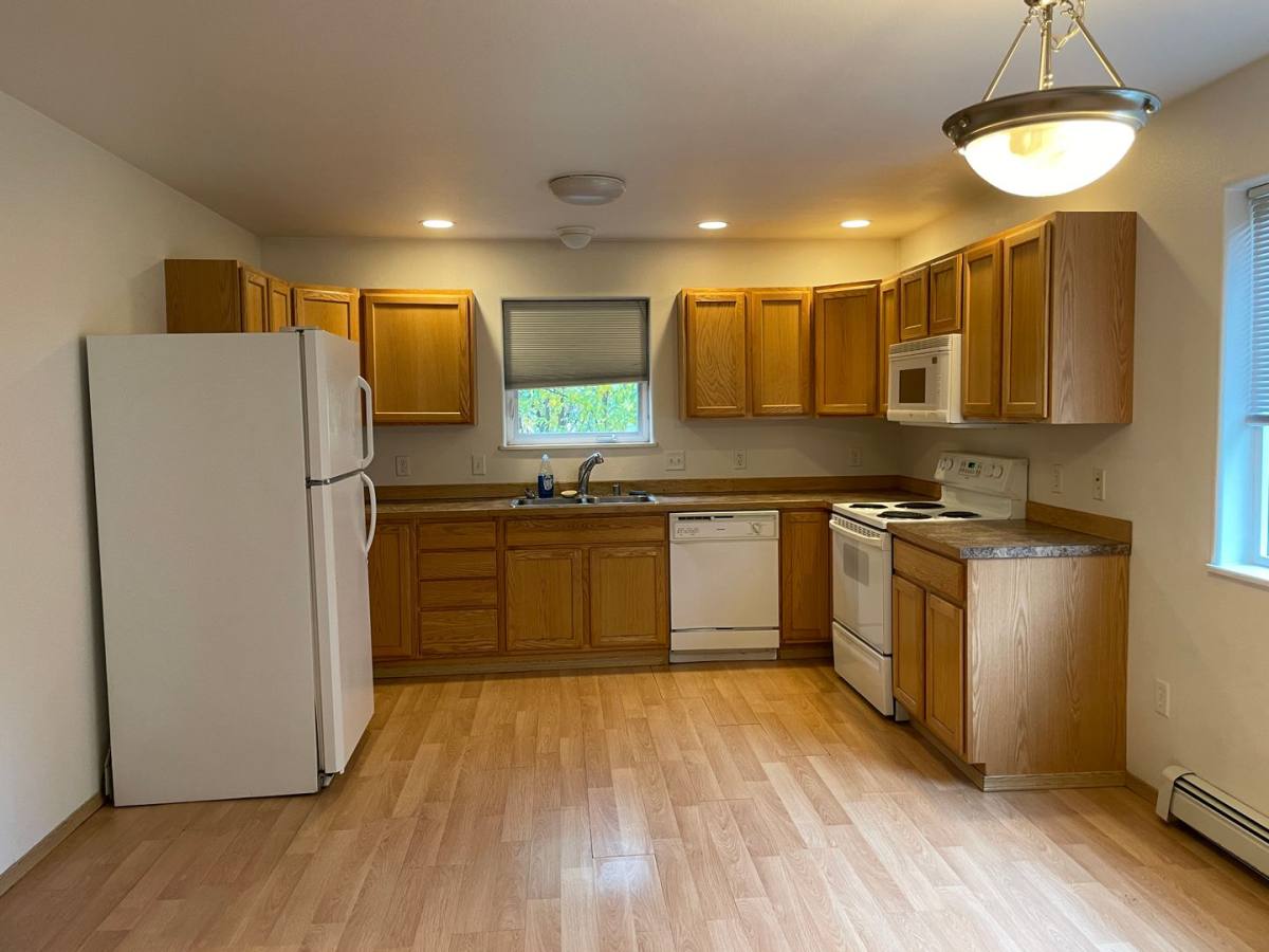 4936 Princeton Dr, Fairbanks, AK 99709 - Townhouse for Rent - Image 4
