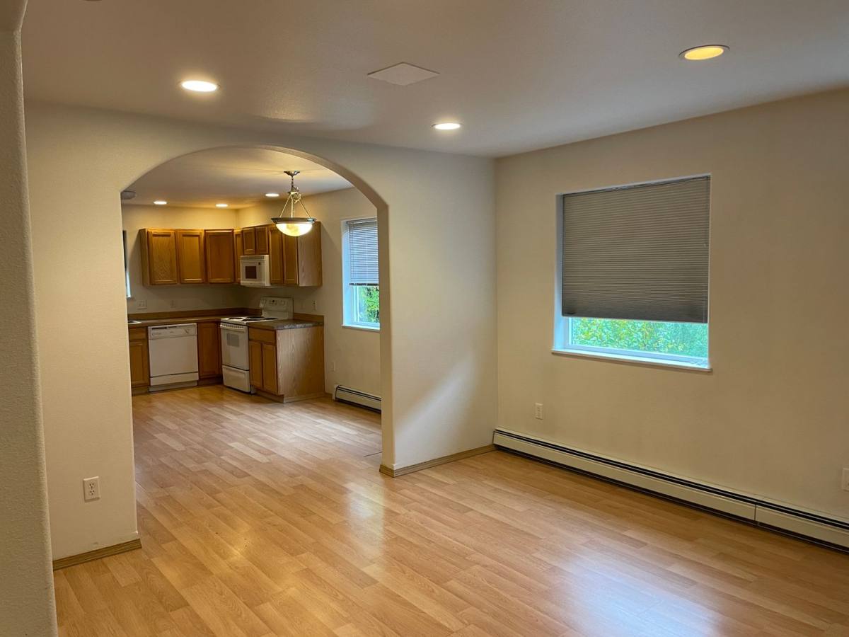 4936 Princeton Dr, Fairbanks, AK 99709 - Townhouse for Rent - Image 2
