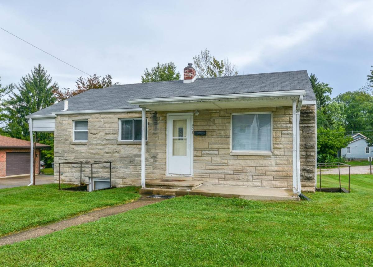 House for rent at 207 E 14th St, Bloomington, IN 47408