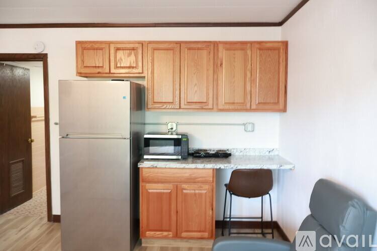 413 S Main St #2, Elroy, WI 53929 - Apartment for Rent - Image 2