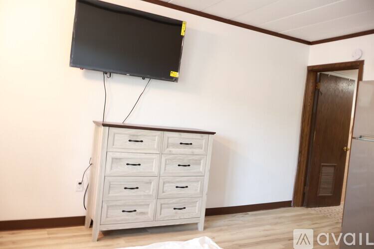 413 S Main St #2, Elroy, WI 53929 - Apartment for Rent - Image 4