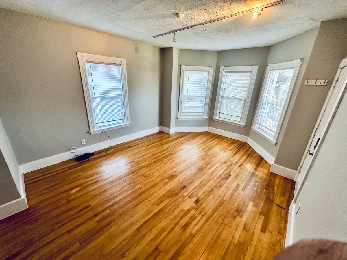 Apartment for rent at 62 Lakewood St #2, Worcester, MA 01603